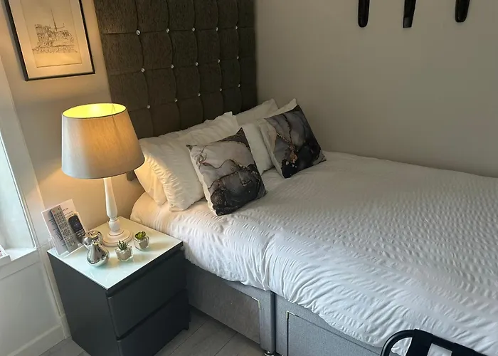 Cheap hotel: Beechwood Ensuite Guest House